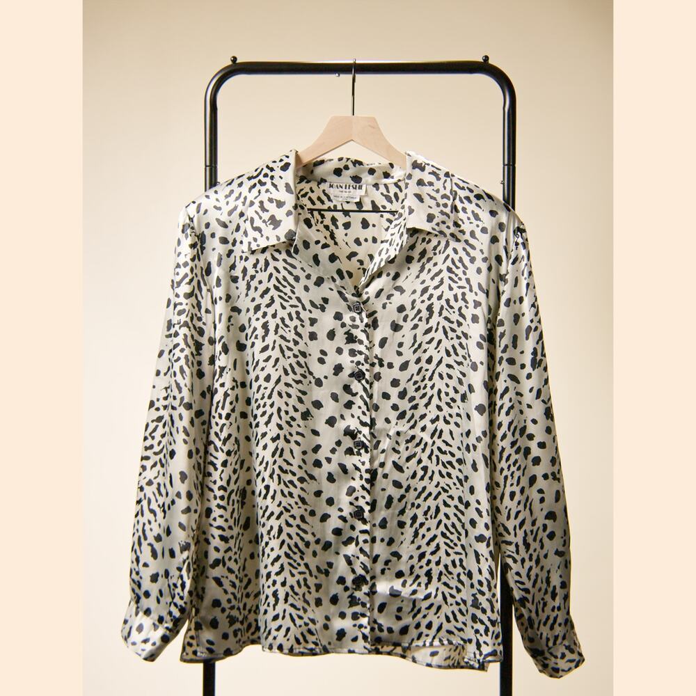 Joan Leslie Women's 20W Black White Animal Print Satin-Look Button Down Blouse